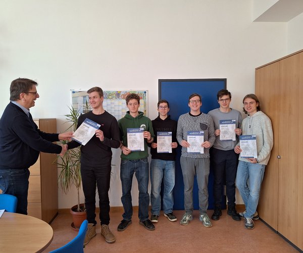 Erfolge in der 2. Runde der Physikolympiade